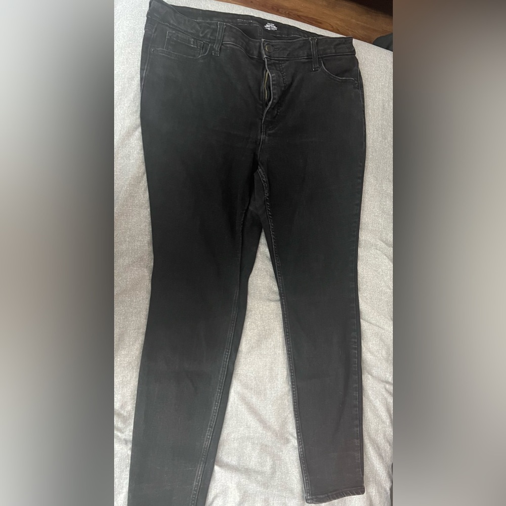Old Navy women’s jeans